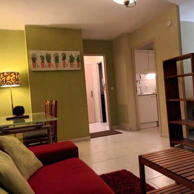 Appartement 1 pièces 780 €