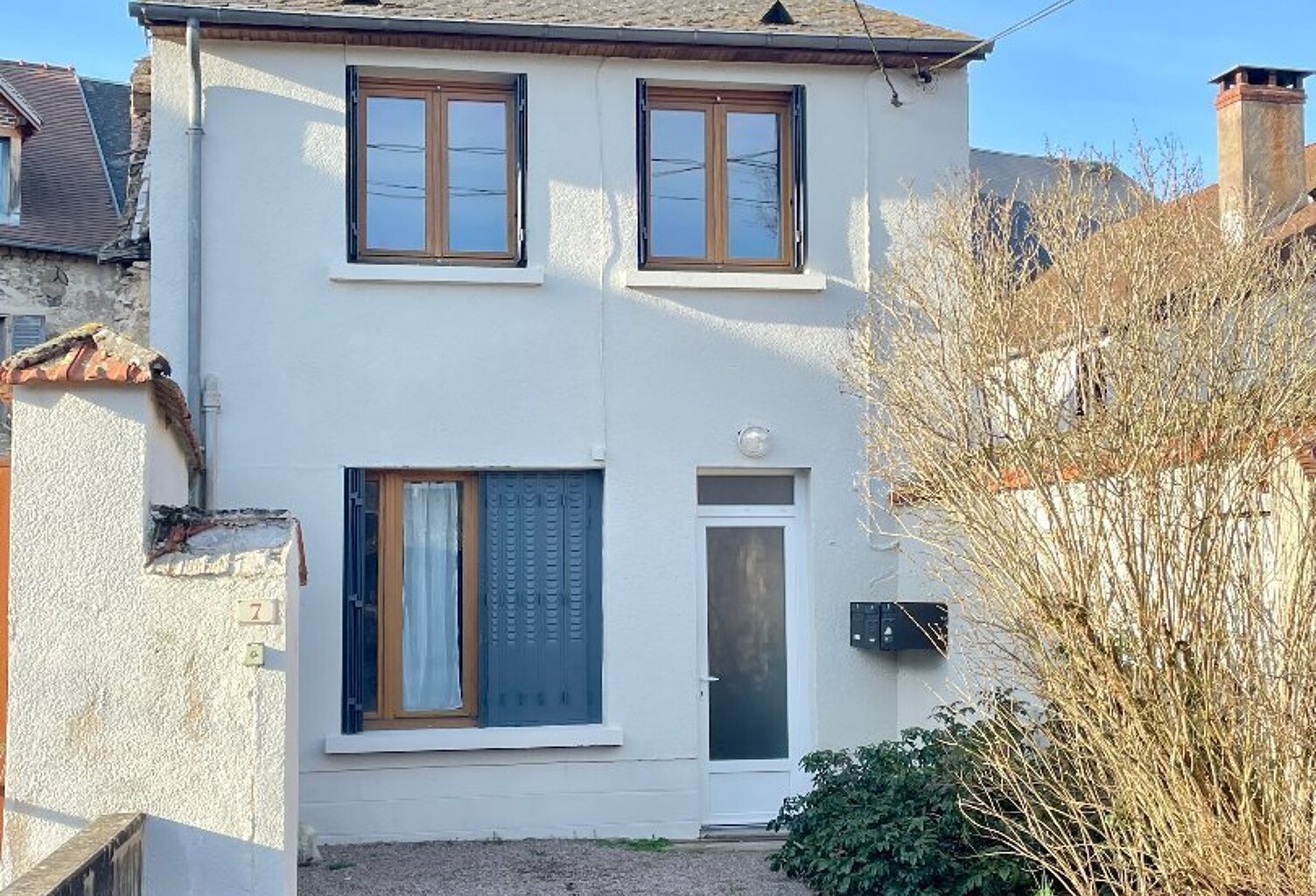 Immeuble de rapport – Rendement et Mixité locative – Centre-bourg — photo 1