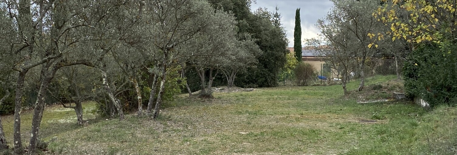 Terrain 800 m² à construire Saint-Maximin-la-Sainte-Baume (83470)