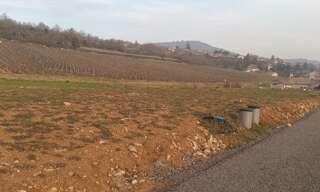 Terrain  605 m² à vendre à Prissé (71960)