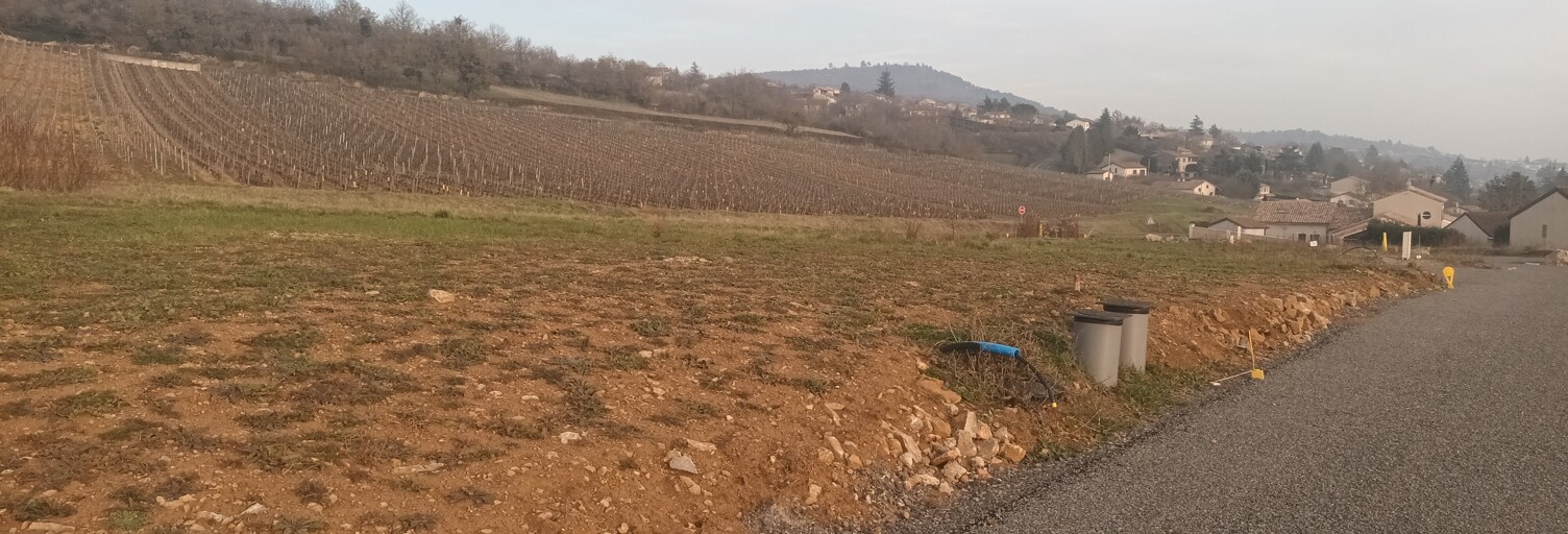 Terrain  605 m² à vendre à Prissé (71960)