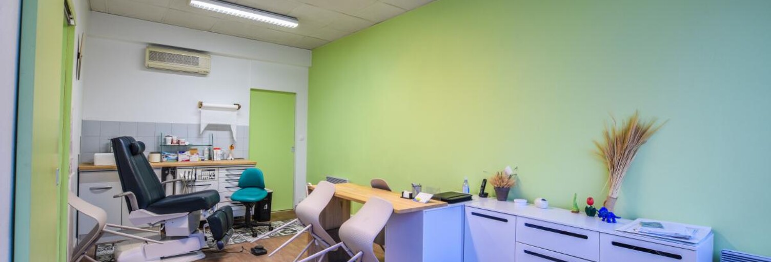 Local industriel   m² à louer à Rochefort-du-Gard (30650)