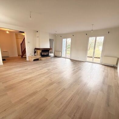 Maison 4 pièces 1500 €