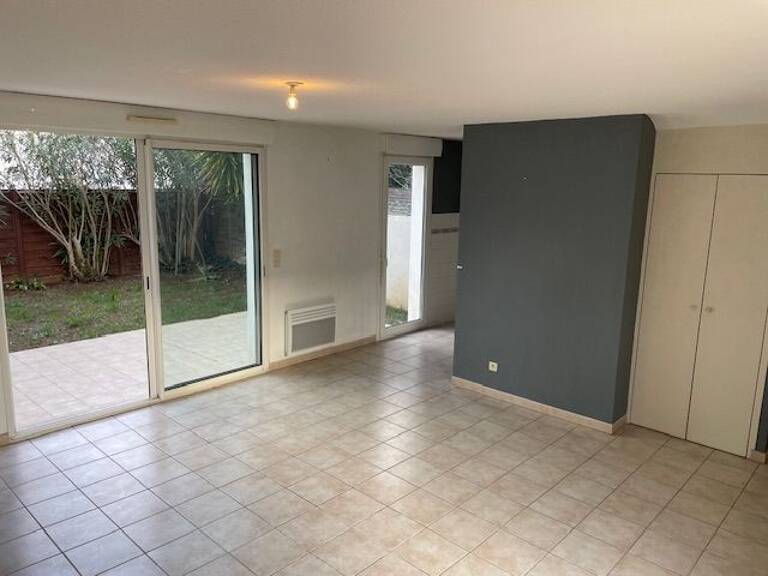 Maison À Vendre — photo 1