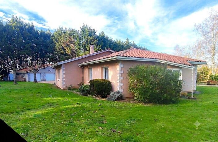 Maison 4 chambres, double garage — photo 2
