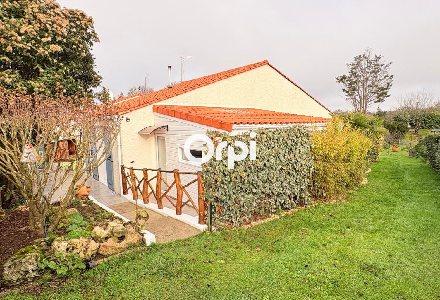 Maison 4 pièces - 90 m² à MARENNES — photo 1