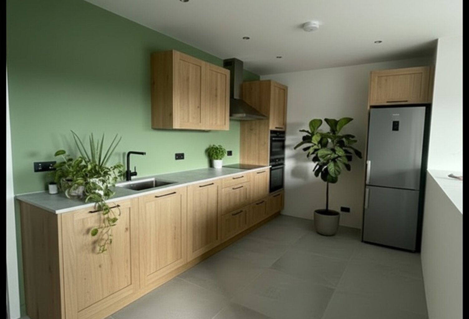   Appartement 64 m² à terminer de rénover + grande surface de 75 m² en rez-de-chaussée — photo 1