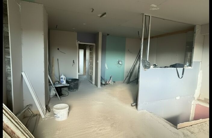   Appartement 64 m² à terminer de rénover + grande surface de 75 m² en rez-de-chaussée — photo 3