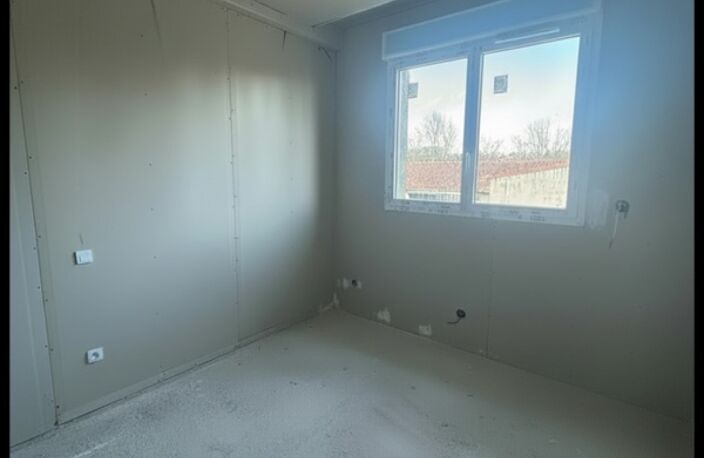   Appartement 64 m² à terminer de rénover + grande surface de 75 m² en rez-de-chaussée — photo 4