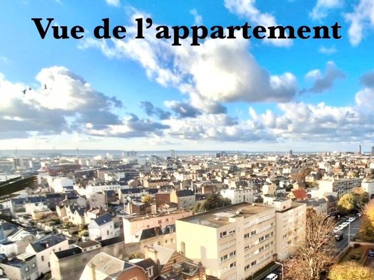 *Dans le quartier des ormeaux* Appartement de 46 m² exposé Ouest, vue dégagée sur la ville et la mer, parking et cave — photo 1