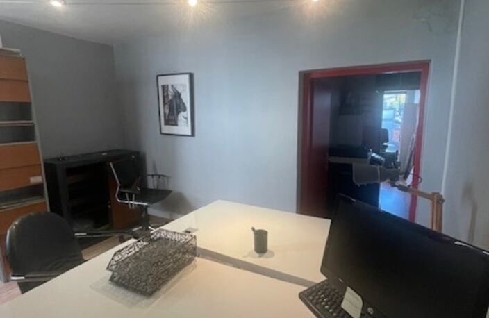 Local/bureau à louer TARBES (65) — photo 2