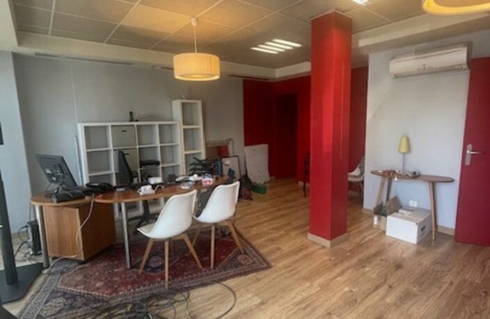 Local/bureau à louer TARBES (65) — photo 4