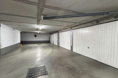Garage  31900 €