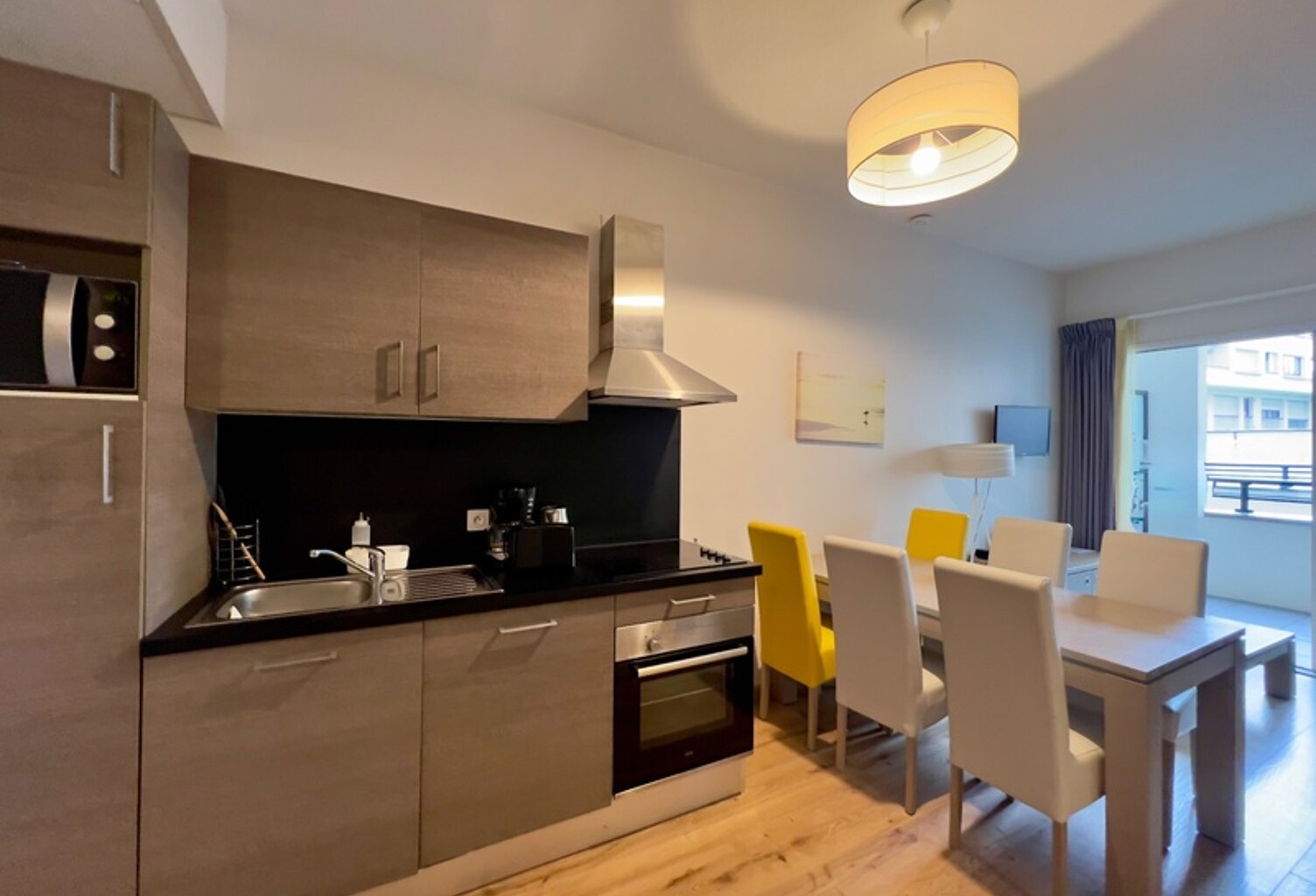 Appartement T2 cabine avec terrasse pour investisseur – Biarritz, Avenue Reine Victoria — photo 1