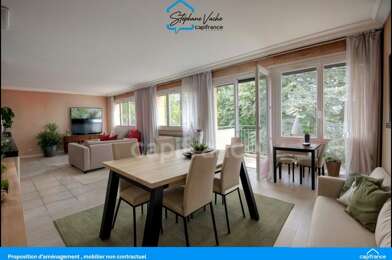 Appartement 5 pièces 164000 €