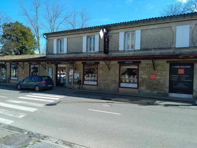 LIBRAIRIE PAPETERIE PRESSE LOTO à CAVIGNAC en Gironde 33 — photo du bien