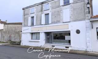 Immeuble  193 m² à vendre à Échiré (79410)