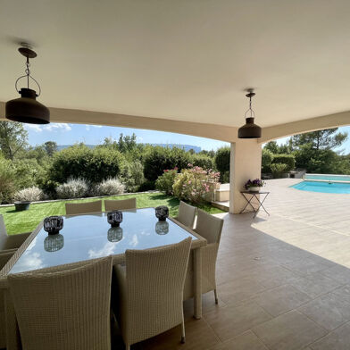 Maison 5 pièces 990000 €