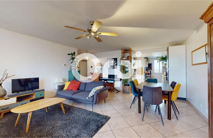 Appartement T4 entièrement rénové au 5 ème et dernier étage — photo 3