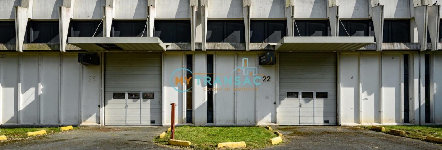 Local industriel  778 m² à louer à Évry-Courcouronnes (91080)