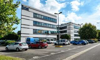 Bureau  699 m² à louer à Évry-Courcouronnes (91080)
