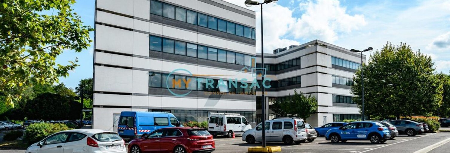 Bureau  699 m² à louer à Évry-Courcouronnes (91080)