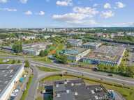 Local d'une surface de 849m² Courcouronnes — photo 2