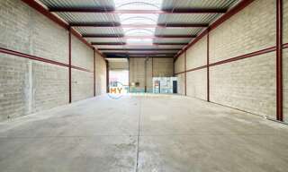 Local industriel  435 m² à louer à Bondoufle (91070)