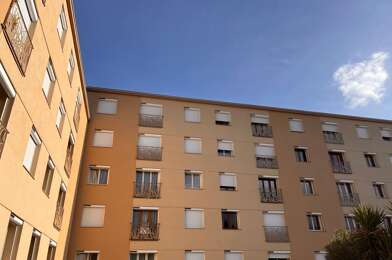 Appartement 3 pièces 108000 €