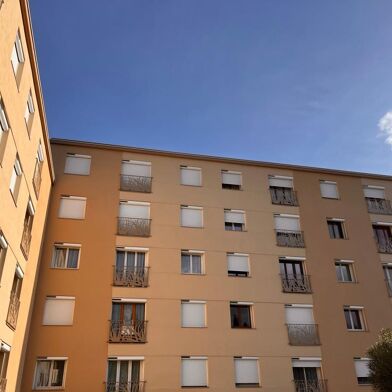 Appartement 3 pièces 108000 €