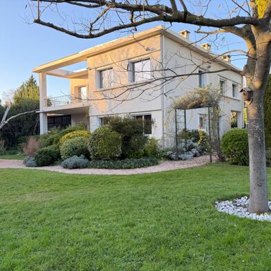 Maison 7 pièces 599000 €