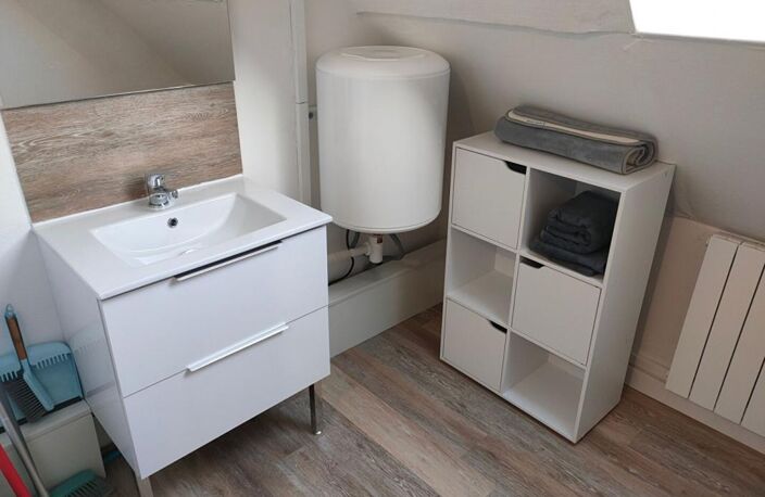 LE HAVRE - CHAMBRE MEUBLE — photo 4