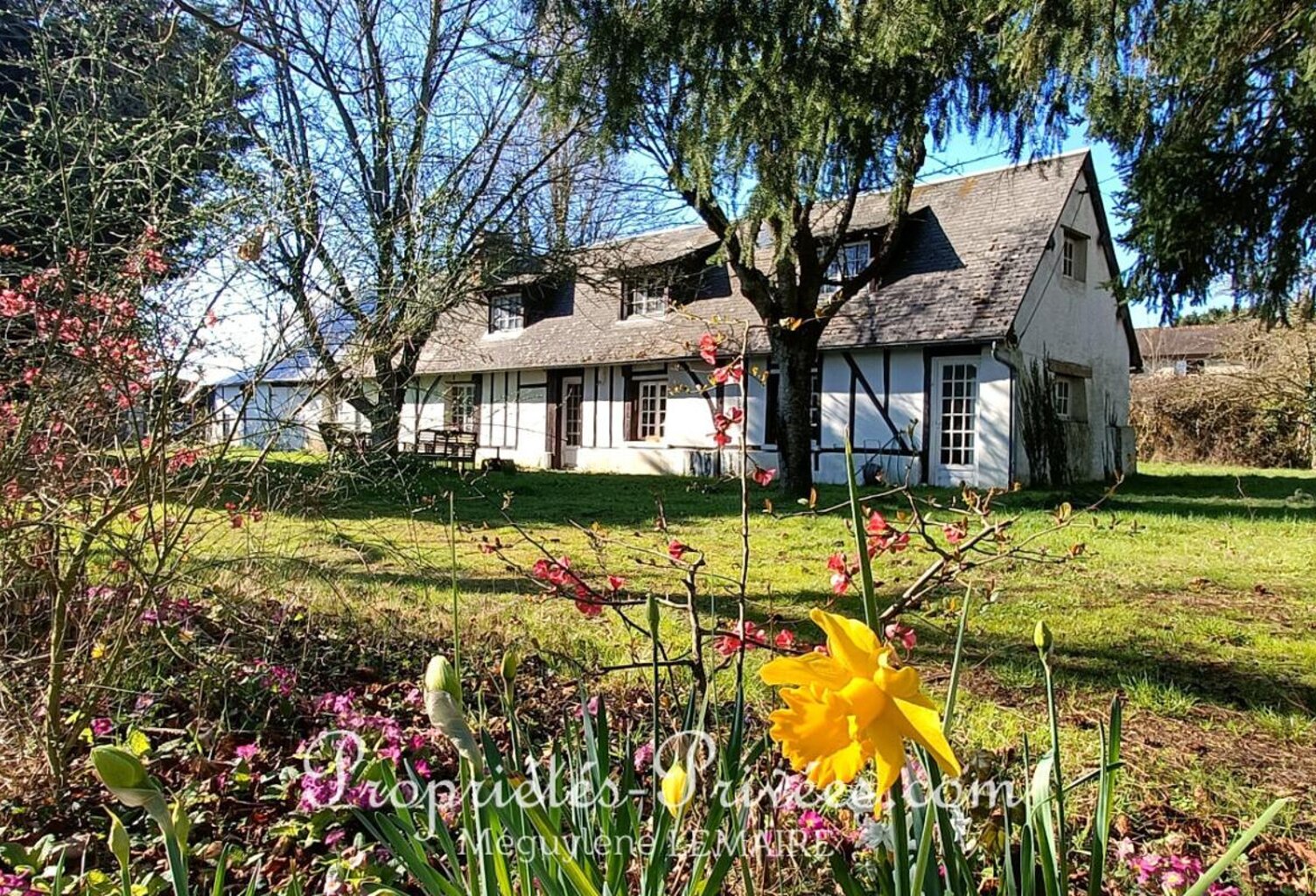Maison à rénover - 4 chambres - MESNILS-SUR-ITON (27) — photo 1