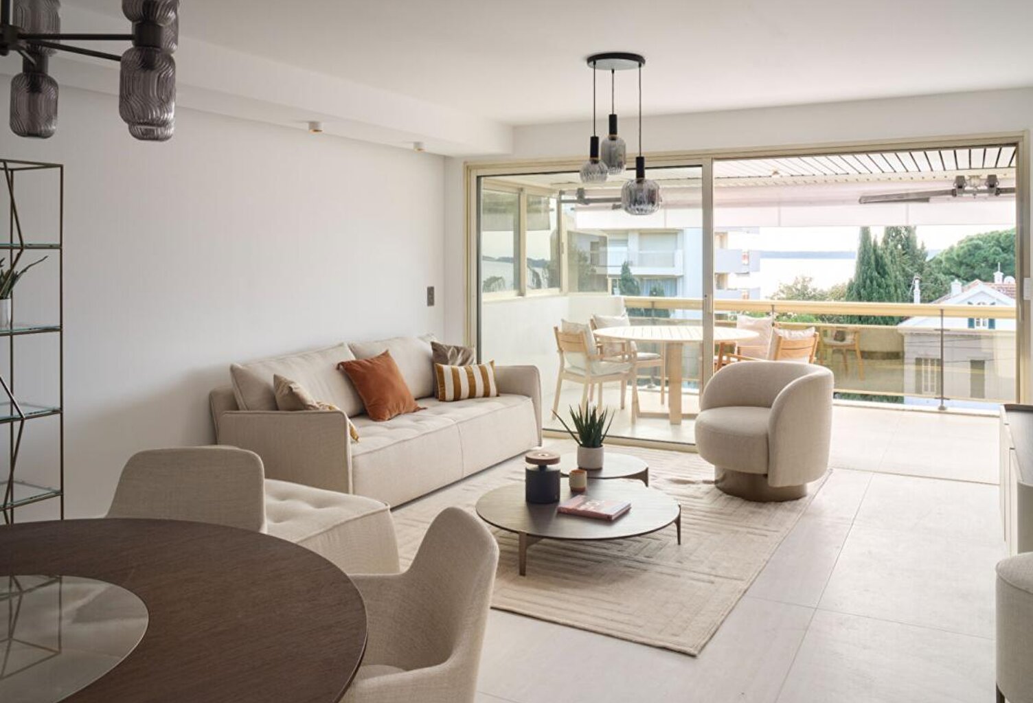 Palm Beach  Élégance Contemporaine & Vue Mer Imprenable : Appartement de Prestige — photo 1