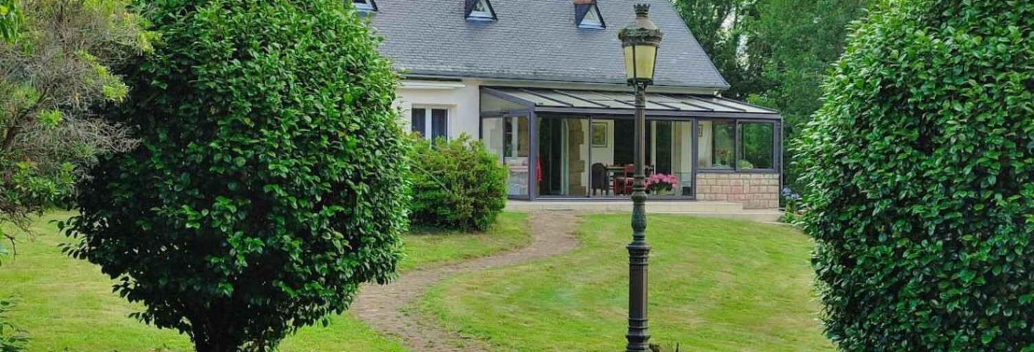 Maison 7 Pièces 146 m² à vendre à Scaër (29390)