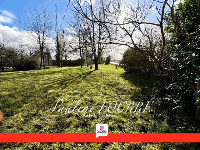 Terrain  801 m2 — photo du bien