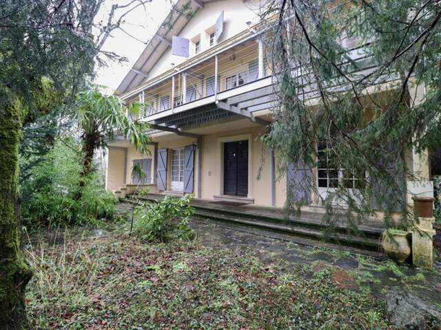 Belle demeure de caractère -298 m² - Brassac — photo du bien