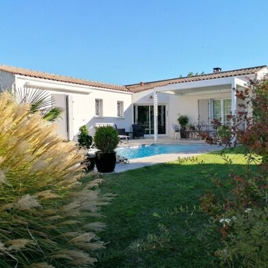 Maison 5 pièces 399000 €