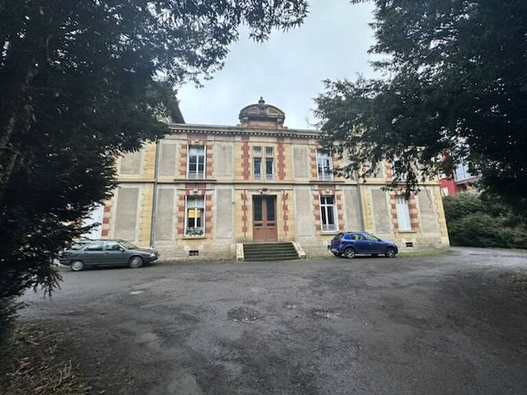 Lots de 6 appartements dans résidence de caractère à rénover — photo 1