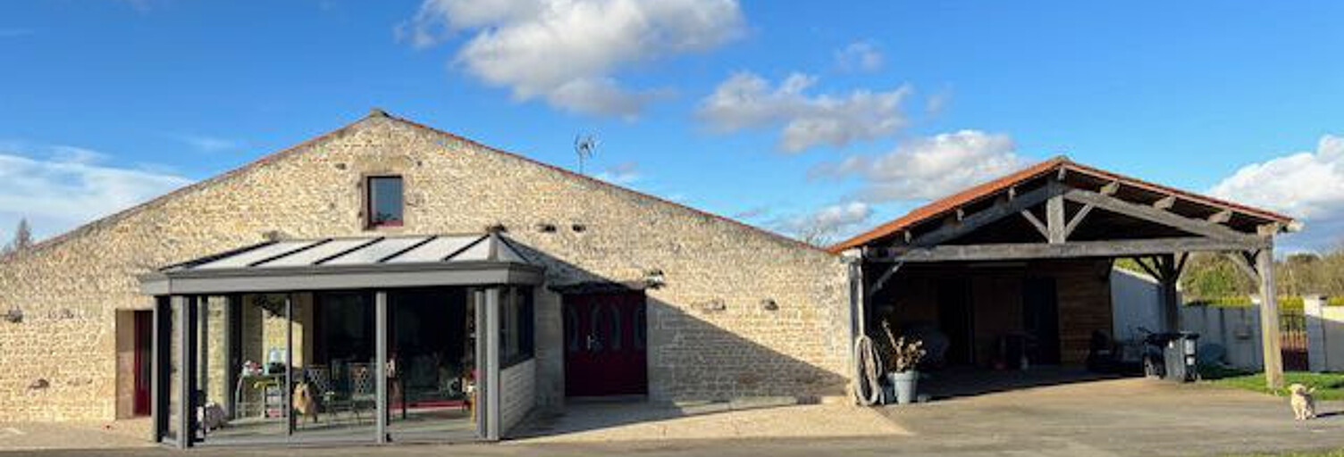 Maison 7 Pièces 151 m² à vendre à Saint-Martin-Lars-en-Sainte-Hermine (85210)