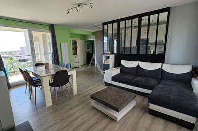 Appartement 4 pièces 242650 €