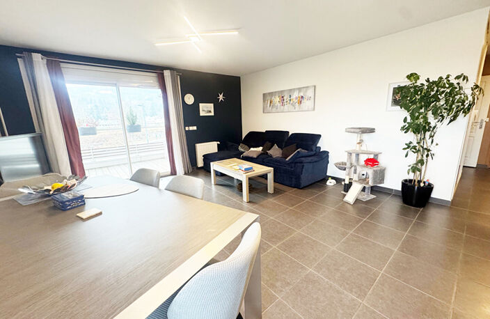 Appartement Saint Pierre  dernier étage 4 pièce(s) 80 m2 — photo 2