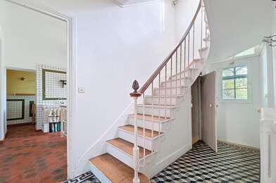 Maison 9 pièces 698000 €