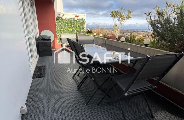 Talence - Bel Appartement en duplex  avec terrasse sans vis à vis comprenant 4 chambres; vendu avec parking en sou sol et cellier — photo 5
