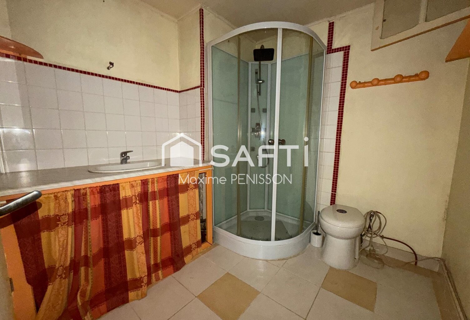 Maison de ville 98 m²  3 chambres  Centre-ville de Mamers — photo 1