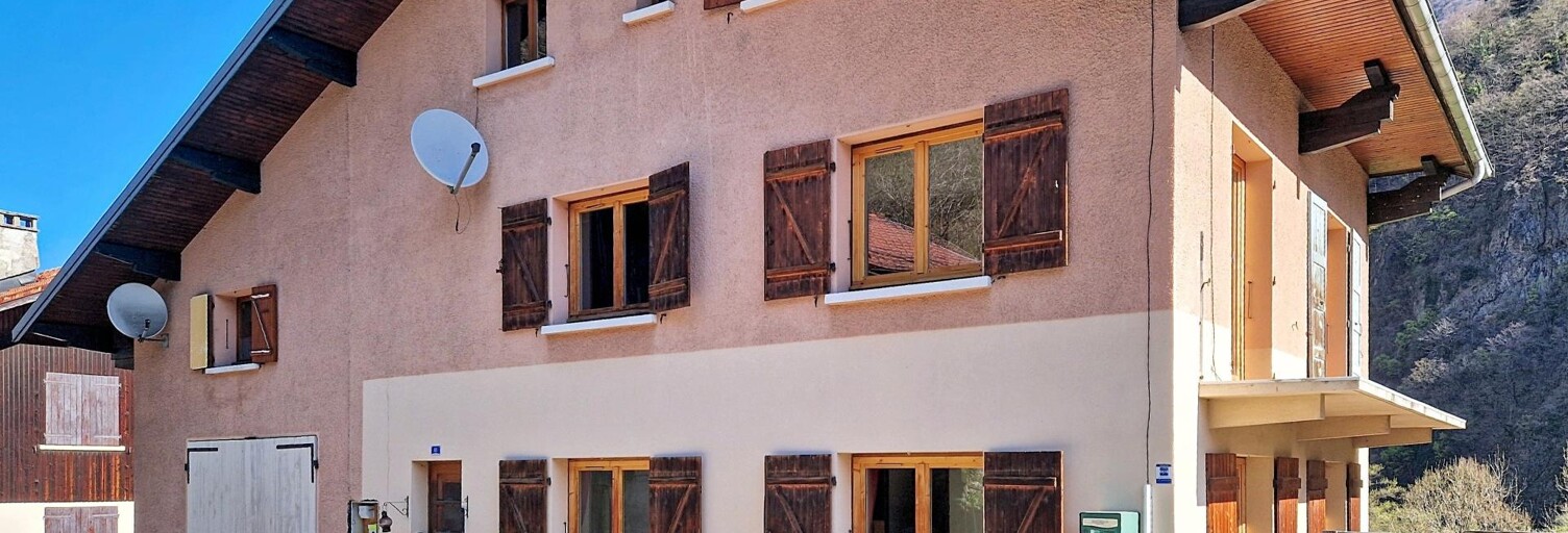 Maison 9 Pièces 177 m² à vendre à La Léchère (73260)