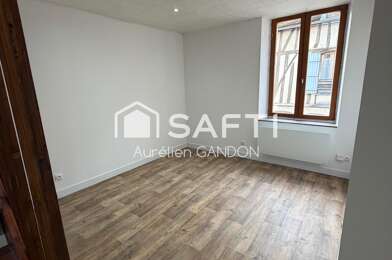 Maison 3 pièces 530 €