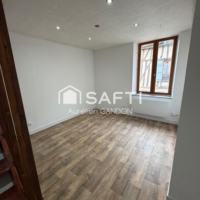 Maison 3 pièces 530 €