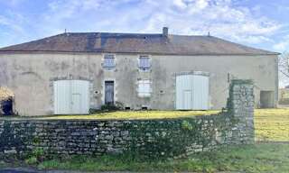 Maison 5 Pièces 187 m² à vendre à Nanteuil-en-Vallée (16700)