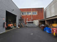 à louer local commercial de 371m2 environ avec 850m2 de stoc — photo 3